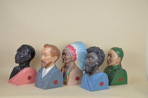 Set di cinque busti etnografici vintage in gesso di Paravia Torino, Italia anni '20