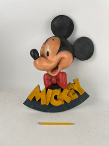 Appendiabito Mickey Mouse in vetroresina per Disney, Olanda anni '90