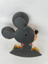 Carica l&#39;immagine nel visualizzatore di Gallery, Appendiabito Mickey Mouse in vetroresina per Disney, Olanda anni &#39;90