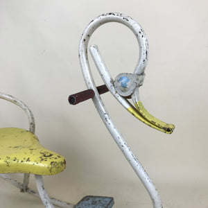 Dondolo a forma di Cigno in tubolare metallico di Mobo, Inghilterra Anni '50